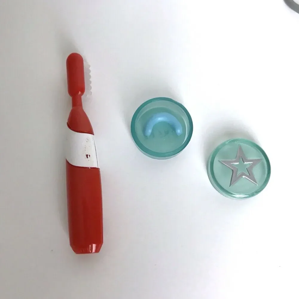 American‎ Girl Healthy Smile Accessory Set Headgear Toothbrush Retainer